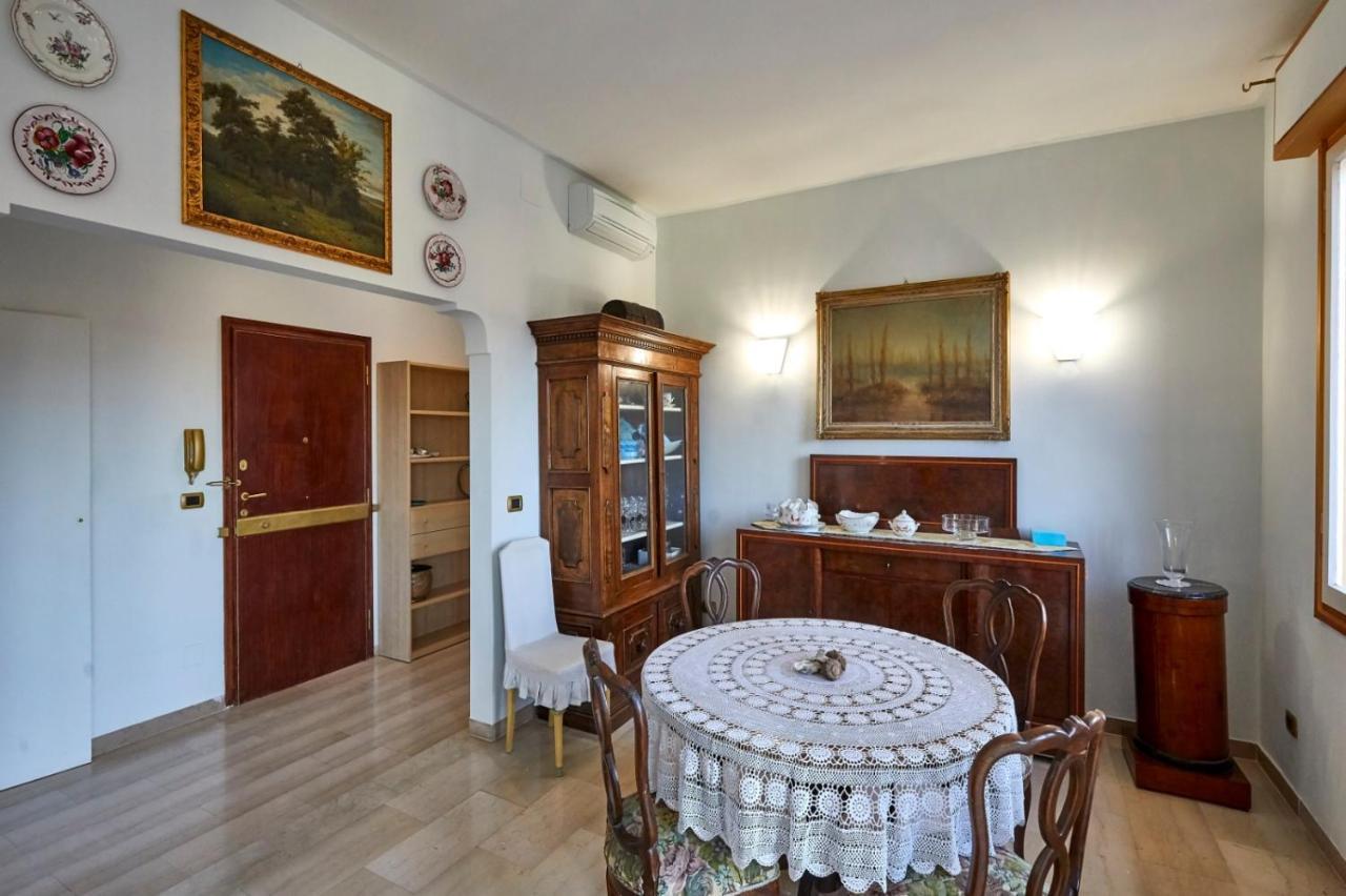 Charlothause Bed & Breakfast โบโลญญา ภายนอก รูปภาพ
